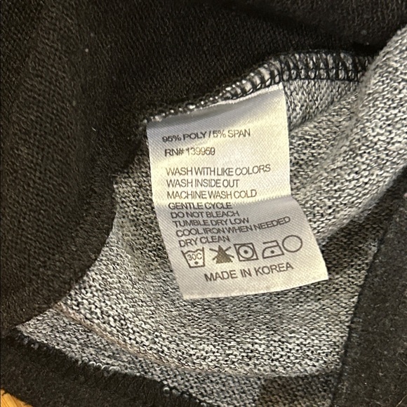 Trisha Tyler Whimsigoth 90’s V-Neck Patchwork Sweater Women’s L - Picture 3 of 5